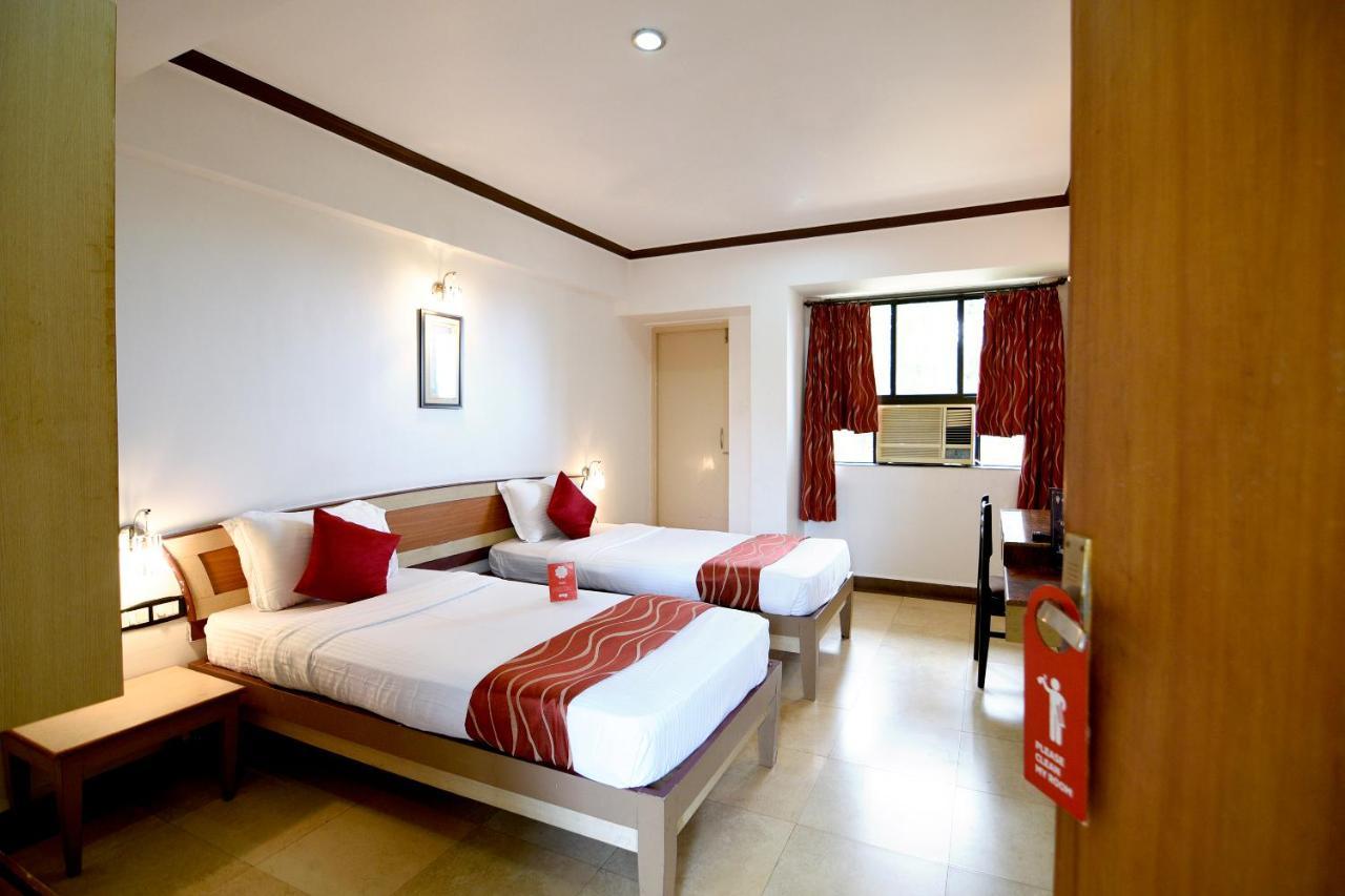 Om Shiv Hotel 마드가온 외부 사진